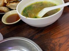 -黄阿姨锅贴大王(万航渡路店)