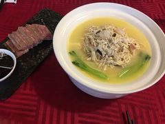 -新镇江酒家(南京西路店)