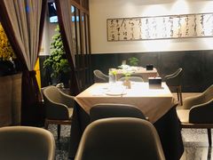大堂-湘满甲·黄焖甲鱼创始者·湘菜·鲁菜(潘家园店)