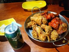 -BHC炸鸡(明洞总店)