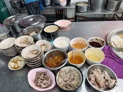 -榮泰米粉湯(Left Shop)