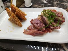 -南京悦客假日酒店
