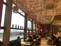 大堂-百事佳烧鸭牛腩(上海虹桥站店)