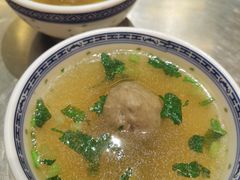 -潮界(LU·ONE凯德晶萃广场店)