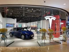 -TESLA 特斯拉(北京颐堤港体验店)