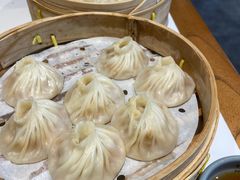 -馋三尺蟹粉小笼(人民广场店)