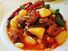 新疆大盘鸡-巴扎美食·新疆菜·西域歌舞表演餐厅(新疆大厦店)