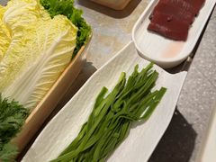 -左庭右院鲜牛肉火锅(京西大悦城店)