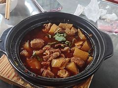 -土砂锅生态山庄·非遗砂锅雅鱼