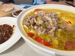 -满江红四季餐厅 · 国家五钻级酒家(新纪元大酒店店)