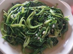 -小陆莲花蟹园农家乐(莲花岛店)