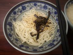 -九斤黄三黄鸡专卖店