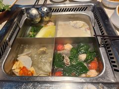 -海底捞火锅鲜切牛肉主题店(长寿路店)