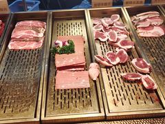 -山焱·炭火自助烤肉(周浦万达店)