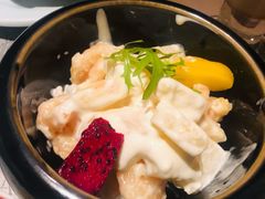 凤梨虾球-穹六人间 people 6(岳阳路店)
