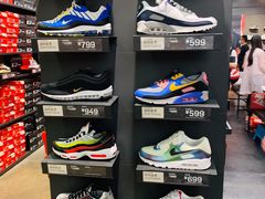 -NIKE上海青浦优选体验店