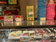 面包甜点陈列柜-85度C(生甜甜圈研究工坊·上海平凉店)