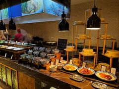 -广州万富希尔顿酒店·感趣自助餐厅·金秋蟹宴生蚝海鲜刺身