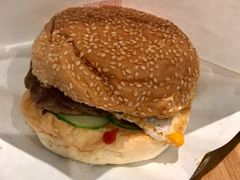 牛排汉堡-早安山丘·豆浆油条(小木桥路店)