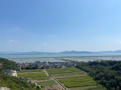 -伍山海滨石窟