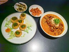 -麻六记(凤凰汇店)