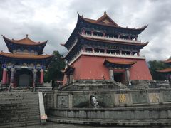 -三塔倒影公园