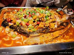 -鸣记脆皮烤鱼·海鲜烤鱼(亿合城店)