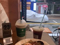 -CowCow其其·牛杂咖啡公司(六运店)