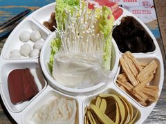 鲜毛肚-鸡遇虾煲干锅火锅(小寨金莎店)