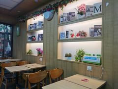 -华莱士炸鸡汉堡(重庆邮电大学店)