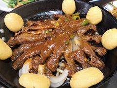 嘎嘣黄鱼贴饼子-粗粮人家·东北菜(洋桥店)