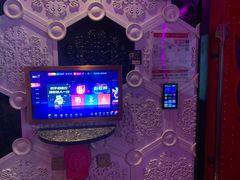 -UK派对KTV(日月广场店)