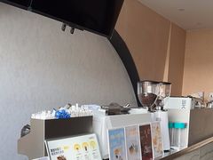 -本来不该有·鲜果咖啡(大梅沙店)