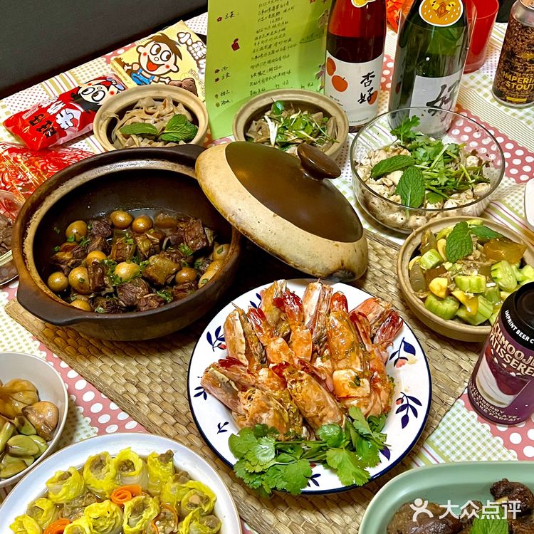 『年夜饭吃了嘛』
