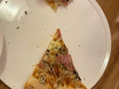 -城市大道红炉披萨烘焙坊