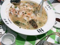 -渔语鱼酸菜鱼新川菜(来福士店)