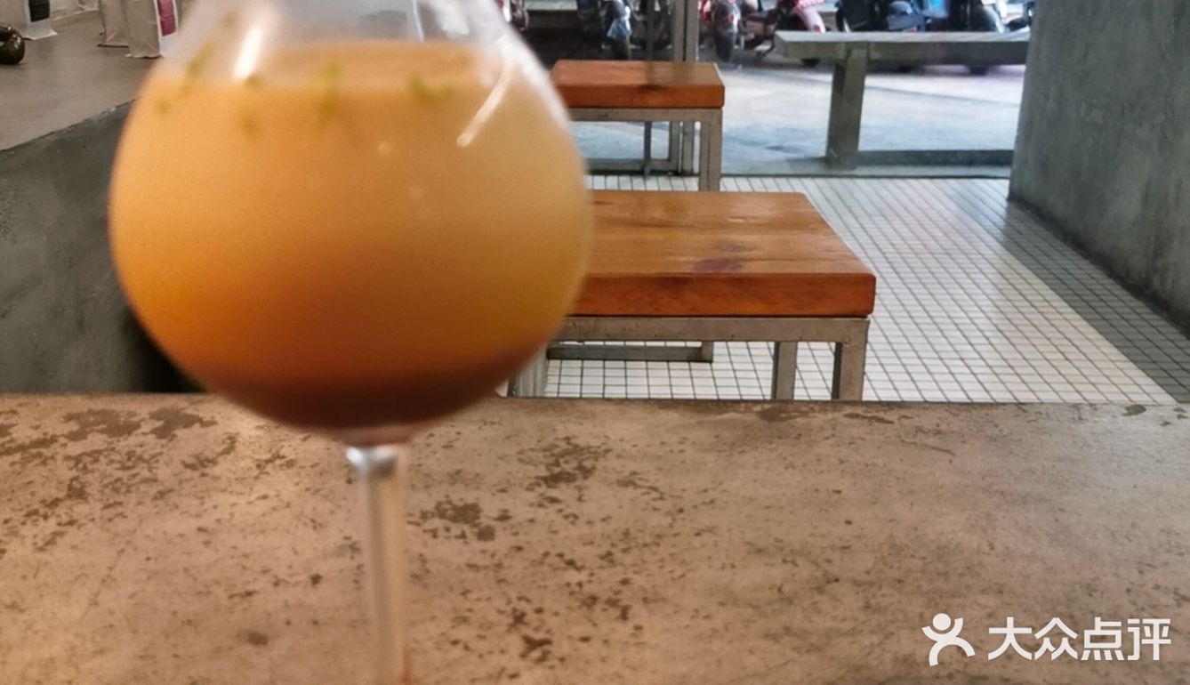 厦门探店 | 咖啡也要喷香水？