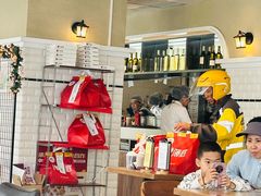 -必胜客(巴沟店)
