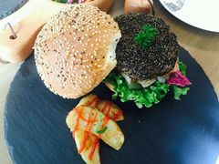 -HIGH FIVE哈福手工汉堡(桂林路店)