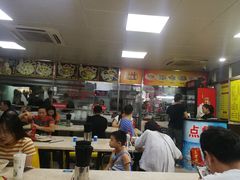 -华威达牛庄(黄埔大道西店)