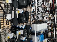 -迪卡侬(燕山店)