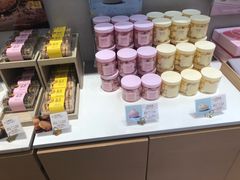 零售区-好利来(乐堤港店)