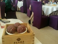 -黄埔华苑酒家(黄埔店)