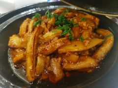 茄子煲-御彩酒家(东风东路店)