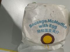 -麦当劳(上海虹桥站30B检票口楼上)