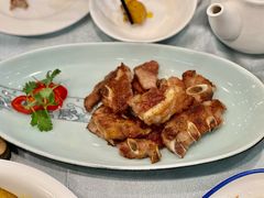 蒜蓉香煎排骨-六婶西关小厨(光塔路店)