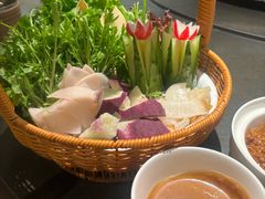 -那家老院子东北菜.饺子.小鸡炖蘑菇(宁山店)