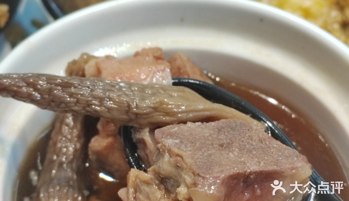 在澳门🇲🇴筷子基会一直去吃的蟹皇捞饭!!