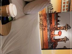 -西安钟楼北大街希尔顿欢朋酒店