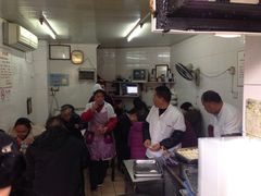 -黄阿姨锅贴大王(万航渡路店)